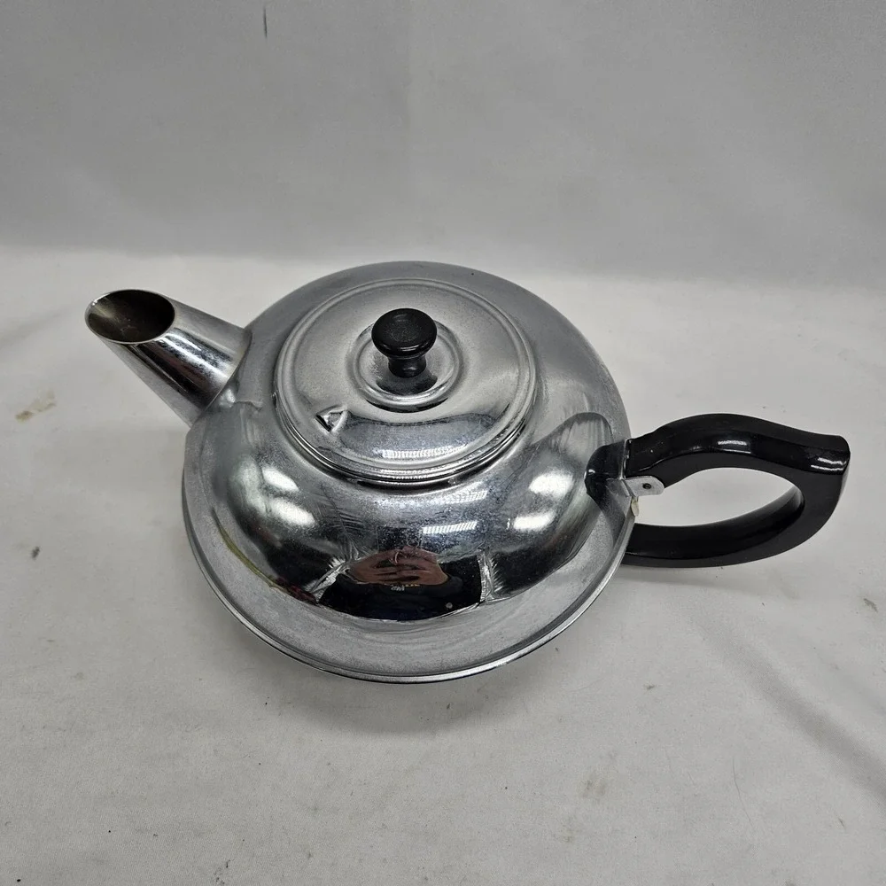Britdis Chrome 6- cup Tea‎ Pot New Zealand....